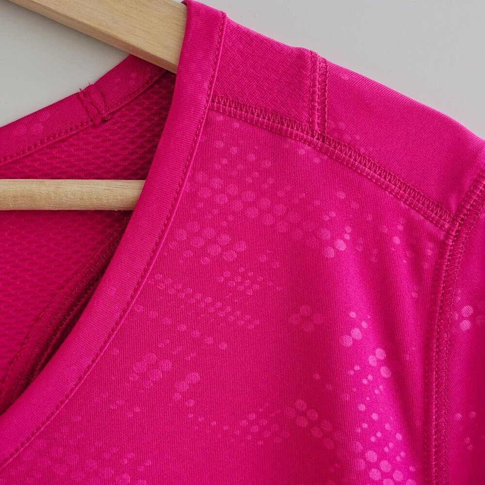 Tek Gear Womens Activewear Pink Fitted V-Neck Performance T-Shirt, Size XL - Picture 7 of 11